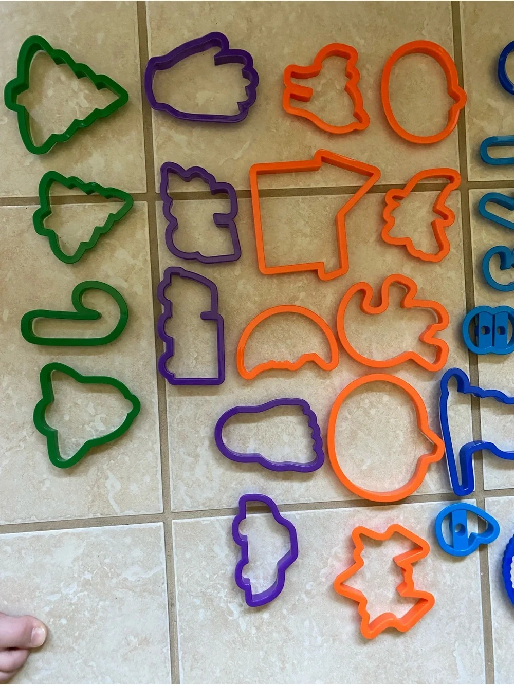 Wilton plastic shape